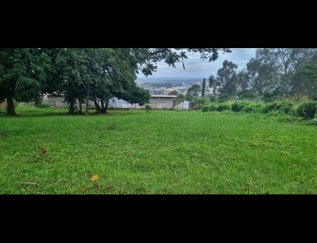 LAND FOR SALE IN WOODLANDS